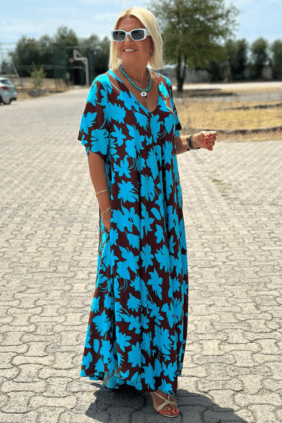Teila | Elegant Flattering Dress with Subtle Tummy Detail