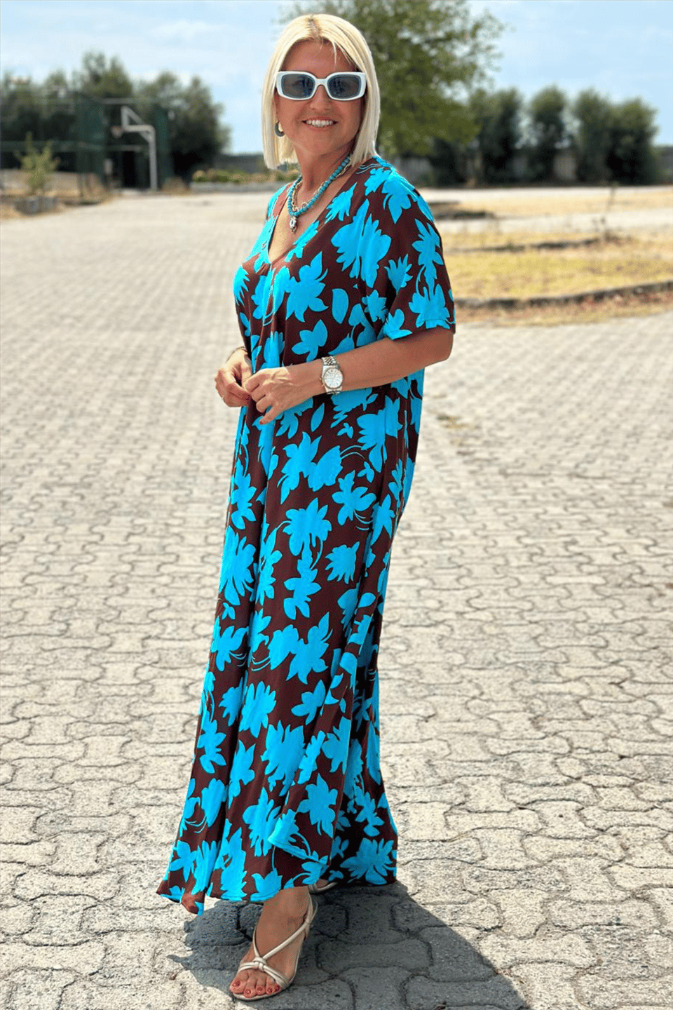 Teila | Elegant Flattering Dress with Subtle Tummy Detail