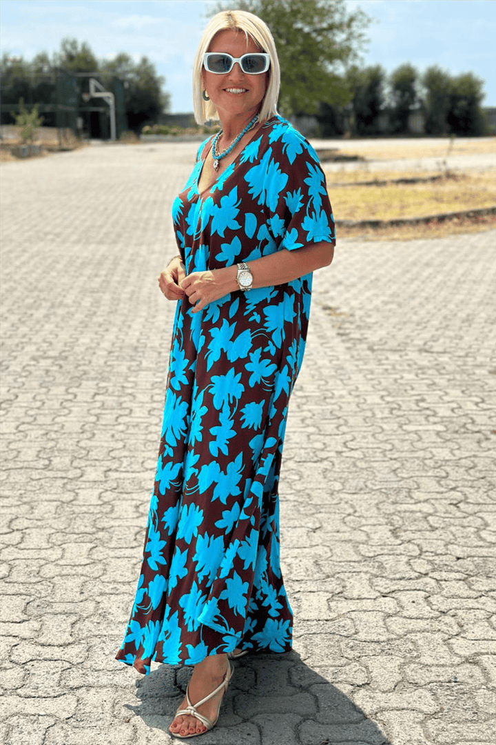 Teila | Elegant Flattering Dress with Subtle Tummy Detail