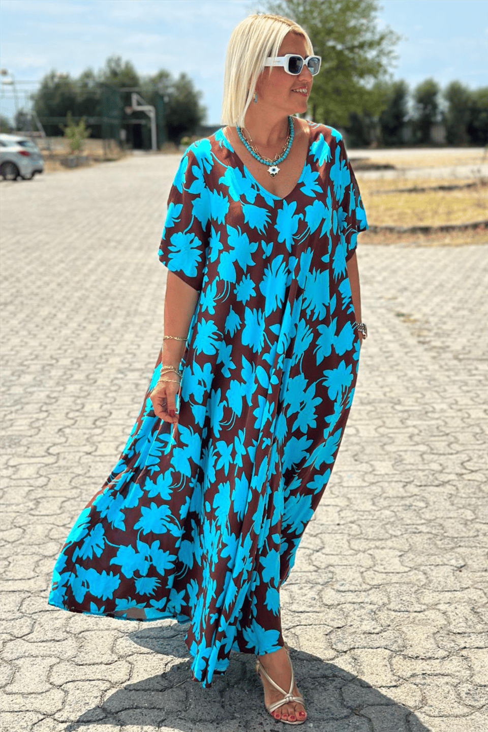 Teila | Elegant Flattering Dress with Subtle Tummy Detail
