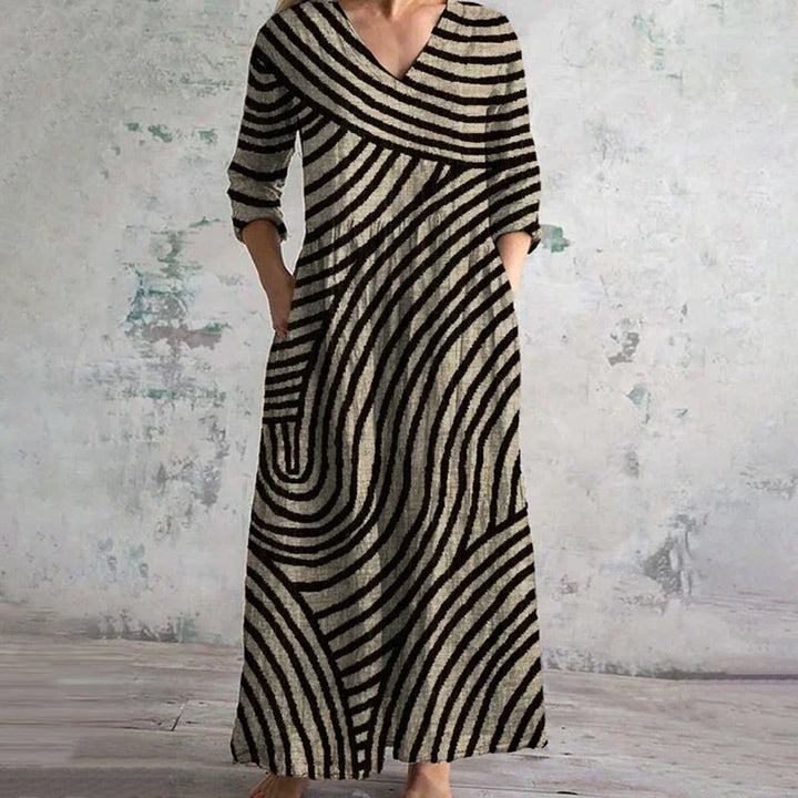 Paneir | Striped Vintage Dress