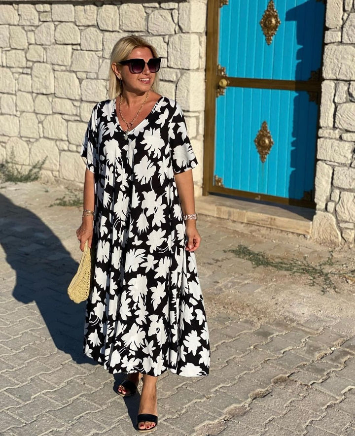 Teila | Elegant Flattering Dress with Subtle Tummy Detail