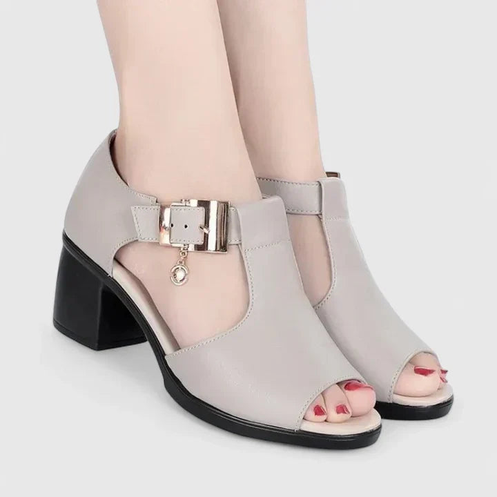 Lyzanne | Elegant Sandals