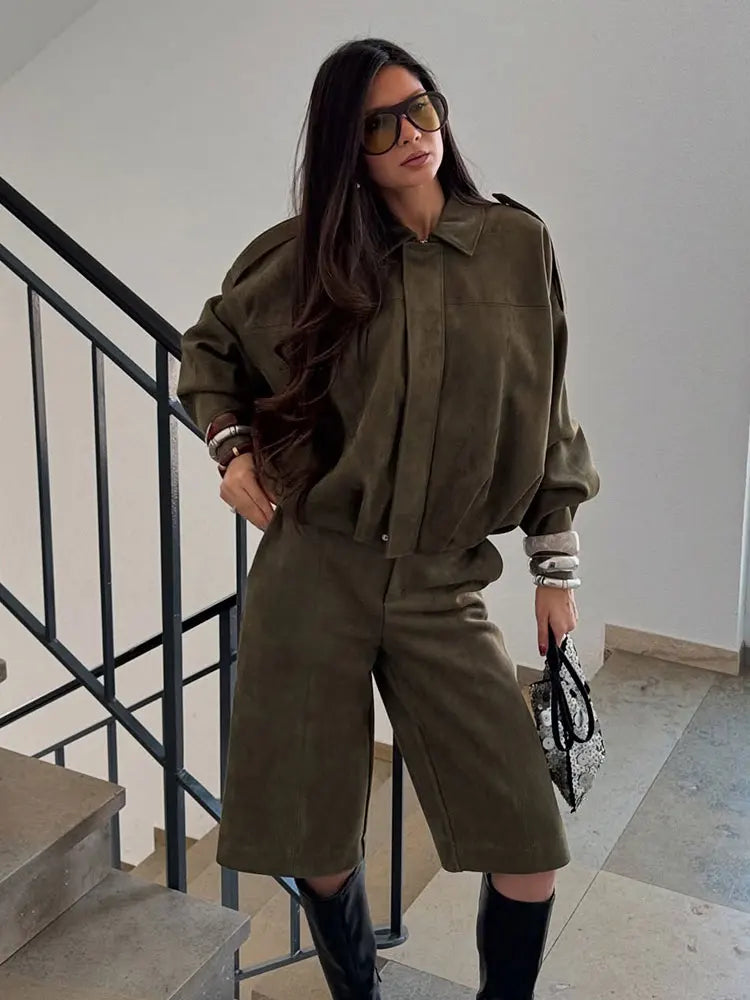 Vivienne | Chic Suede Coat