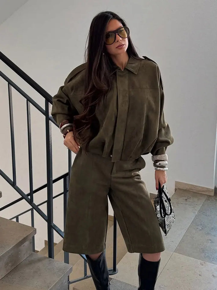 Vivienne | Chic Suede Coat