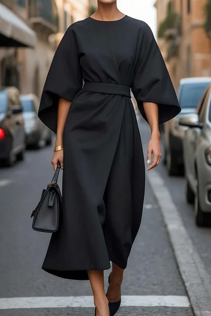 Erina | The Dress - Timeless Elegance with Beautiful Details