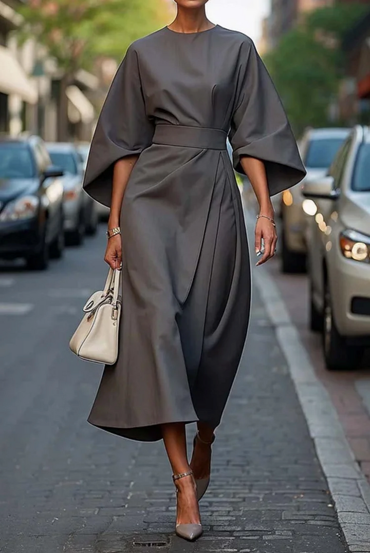Erina | The Dress - Timeless Elegance with Beautiful Details