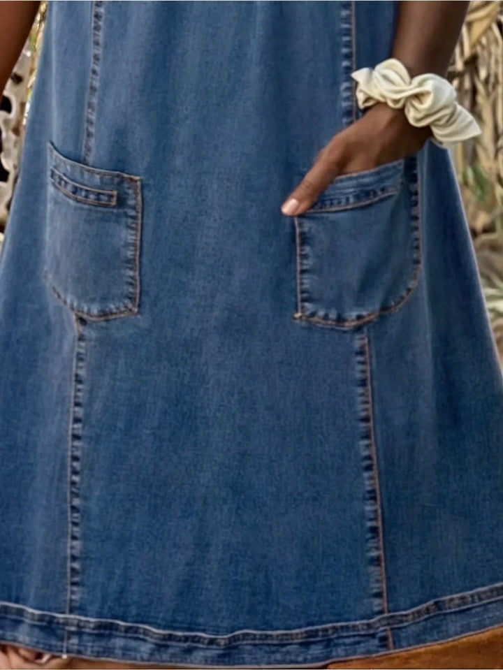 Thavina | Soft Denim Dress